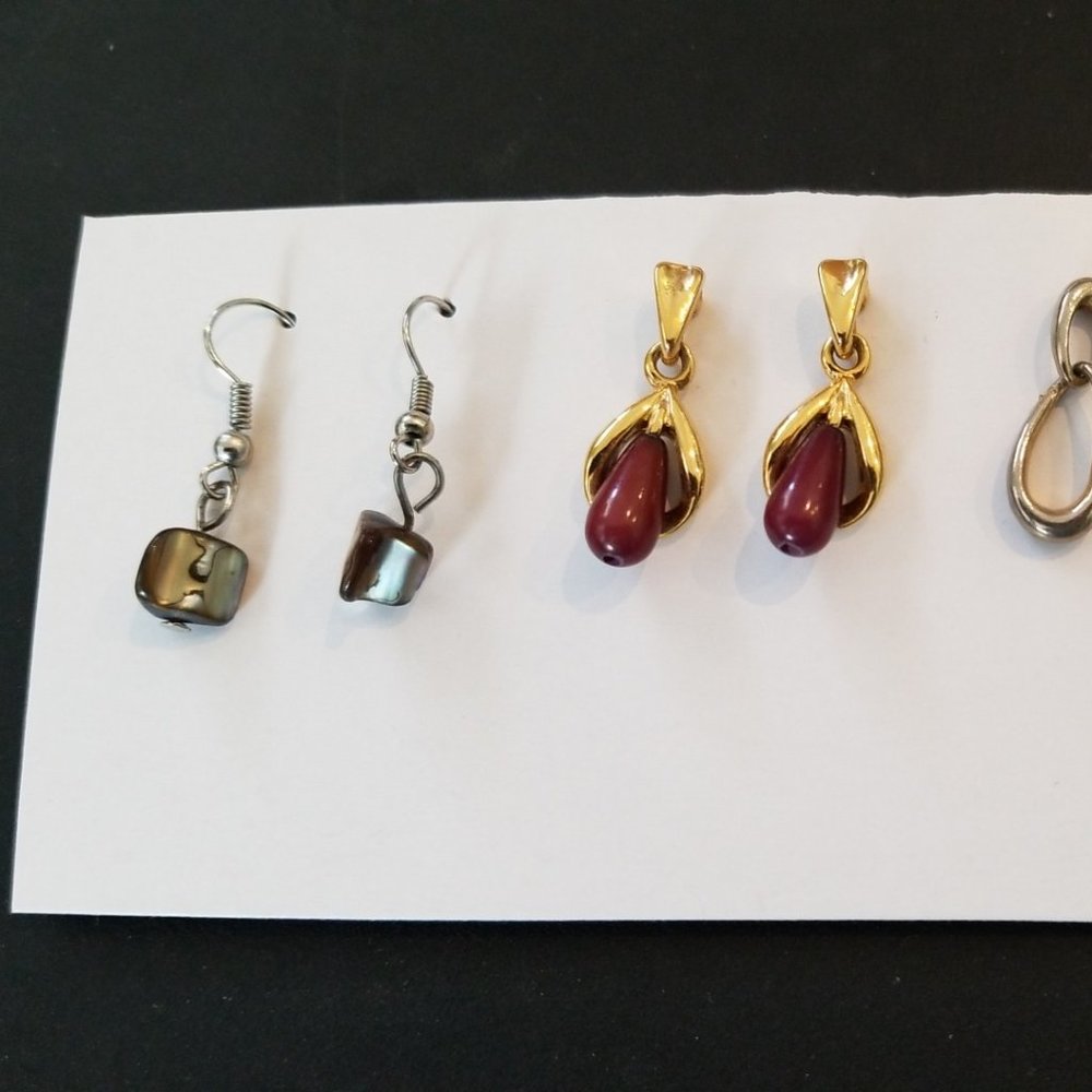 Lot of Earrings